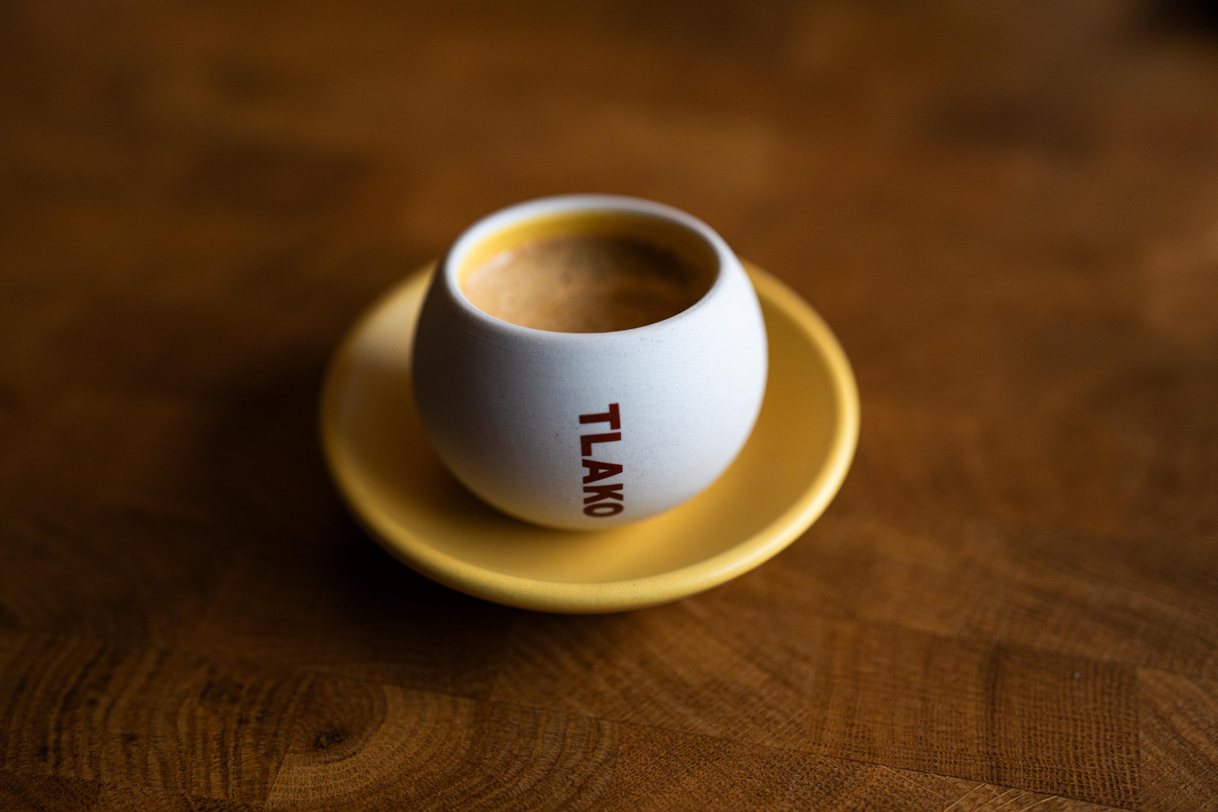 LA SEMILLA & EL VOLCÁN (taza espresso & plato)